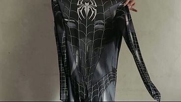Ngentot Habis-habisan Sama Cewek Cosplay Spiderman Hitam Sampe Crot Berulang Di Dalem Memeknya – Film Panas Indonesia Paling Seru