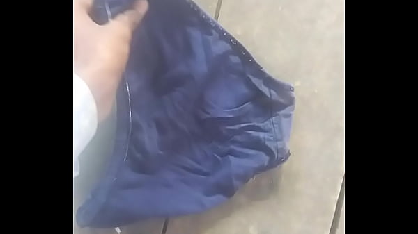 Cum On Legs