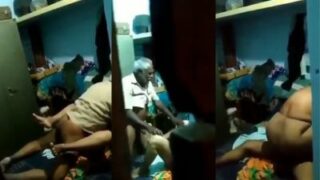 Anak Rekam Ayahnya Ngentot Bibi Dalam Video Mesum