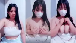 Mbak Cantik Seksi Pamer Payudara Besar Menggoda