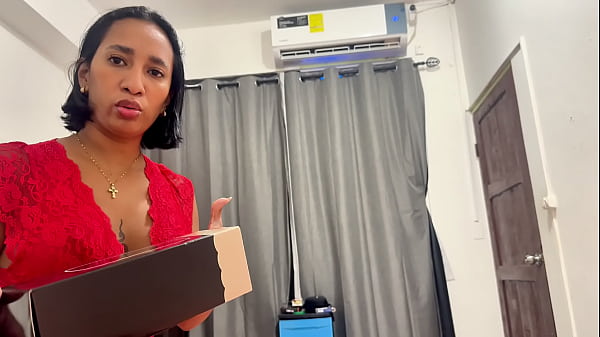 Leyne Rodriguez, Ibu Tiri Montok Terjebak Dan Dihardcore Anak Tirinya Yang Horny
