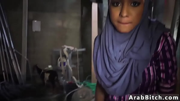 Jatuhkan Pantat Arab Tua Di Titik 23km Luar Pangkalan