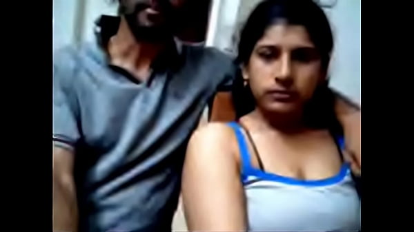 Desi Pasangan Lagi Doyan Pamer Memek Sama Kontol Di Kamera Web.
