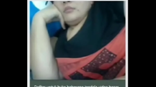 Rena Dj Camfrog Indonesia Part 2.1 – Aksi Panas Dan Menggoda