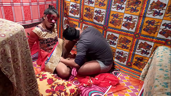Gairah Membara Di Ranjang: Pasangan India Yang Tak Kenal Lelah