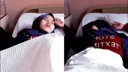 Kocokin Memek Adek Yang Lagi Pulas, Biar Makin Basah.