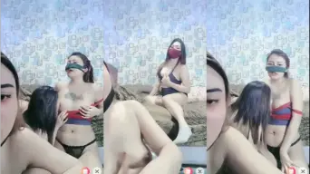 Live Hot, Toket Temennya Dikenyot Sampai Muncrat.