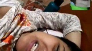 Mainin Sama Cewek Desi Sambil Colmek Online