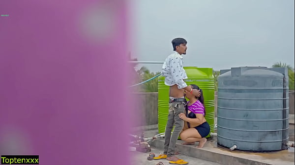 Cewek India Panas Di Atap! Tolong Jangan Keluarin Di Dalam Memek