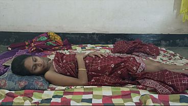 Desi Bhabhi Digauli Tetangga Sampai Meringis
