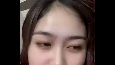 Nonton Cewek Indonesia Live, Goyang-goyang Bikin Greget.