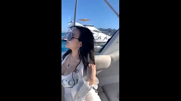 Gái Tàu, Kiểu Như đúng Là Thế, Nhìn Phát Thèm Chảy Nước Miếng.