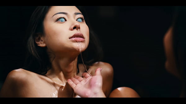 Ritual Seksi Berubah Jadi Ngentot Lesbi Panas Saat Cewek Asia Kehilangan Akal
