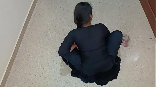 Cewek Pembantu India Desi Lagi Digenjot Sama Majikan Kamar, Suara Hindi Jelas Bikin Makin Panas.