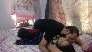 Video Bokep Kakak Adik Tiri India Paling Hot, Suara Jelas, Musik Bikin Greget