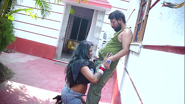 Desi Bengali Pasutri Ngebabi Anal Liar Di Luar, Audio Hindi Panas (film Lengkap)