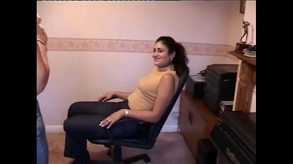 Cewek India Malvina Sama Lisa Inggris Saling Jilat Memek Basah Kencang