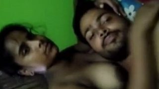 Pasangan Bengali Lagi Main-main Di Rumah Selama Karantina, Bikin Suasana Panas Banget.