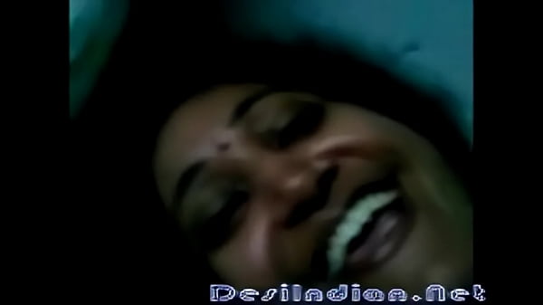 Desi Cute Telugu Aunty, Siap Digoyang Malam Ini.