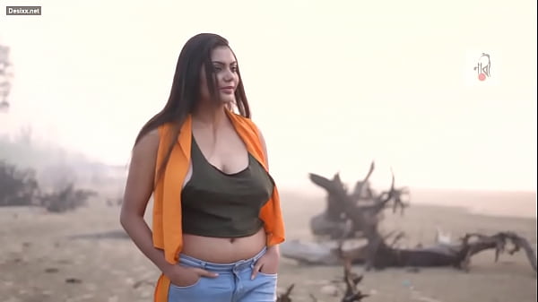 Desi Cewek Seksi Lagi Foto-foto Panas Bikin Ngiler