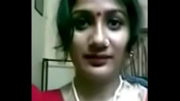 Desi Istri Bengali Montok Dengan Tetek Gede Siap Digoyang