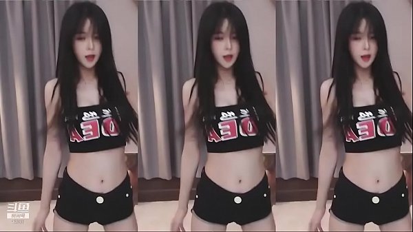 Gái Trung Quốc Nhảy Với Body Thon Gọn, Dáng Cong Vút Khiến Phải Nứng Tình.