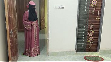Gue Ngewe Si Step-sis Biar Doi Bisa Main Game.