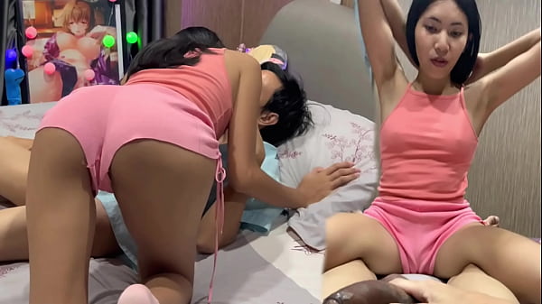Tiri Panas Puaskan Nafsuku, Dia Biarin Aku Rekam Juga!