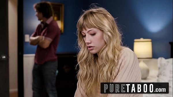 Blonde Cewek Ivy Wolfe Pertama Kali Digenjot Sepupu Tirinya