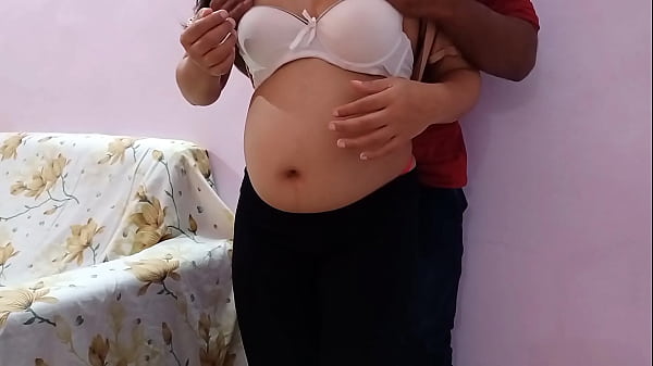 প্রেগন্যান্ট ভাবিকে ফেসবুকে পটিয়ে বাড়িতে গিয়ে জোর করে চুদলাম – খোলামেলা বাংলায় পর্ন