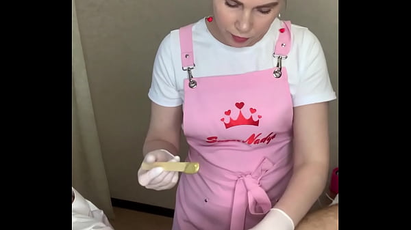Cara Paling Hot Bikini Ala Ratu Cabut Bulu Rusia Sugarnadya, Tunjukin Cara Wax Kontol Pria Dalam!