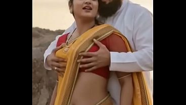 Desi Bhabhi Saree, Susu Ditekan-tekan, Cinta Panas Bikin Makin Basah