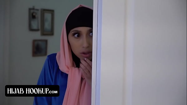 Bokep Viral, Cewek Cantik Berhijab Lagi Digenjot Habis-habisan Sama Instruktur Bejat