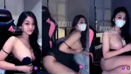 Reva Buka Baju, Goyangin Dada Sampai Muncrat