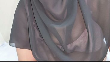 Video Ngentot Cewek Hijab Deshi Lagi Digebukin.