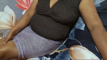 Sange Berat, Tante Asia Lagi Liburan, Bikin Makin Pengen