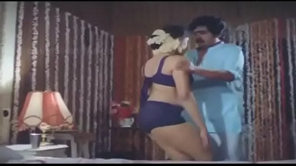 Buka Paha Lebar-lebar, Nikmati Sensasi India Yang Bikin Basah.