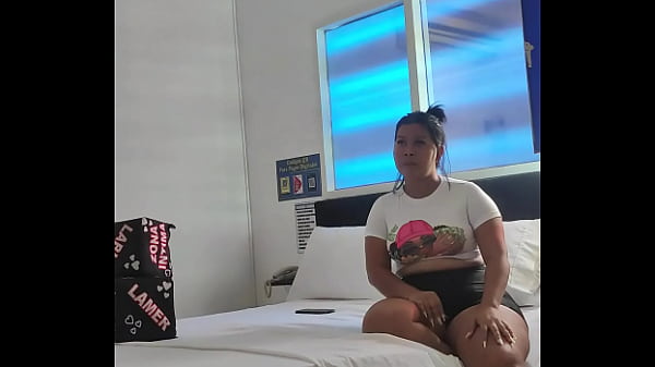 Video Mesum Ibu Tiri Ngentot Bareng Keponakan Sendiri, Sampai Direkam!