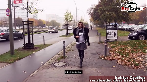 Gadis Turki Jerman Digiring Ke Tempat Kencan Seks Publik Di Pinggir Jalan, Bikin Malu Banget!