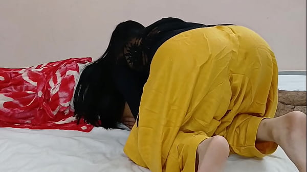 Bhabhi Ngelus Ngelus Lubang Memek Kering, Video Seks Hindi Bikin Makin Haus